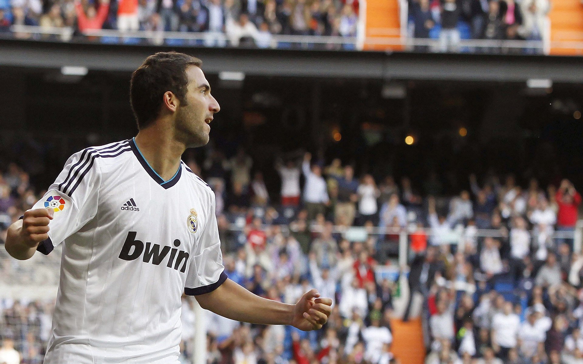 意甲焦点战之夜，库里在焦点战证明自己