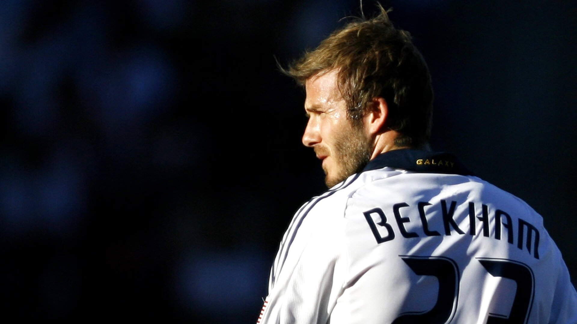 上海队惊天翻盘马刺，拉文状态火热成关键先生