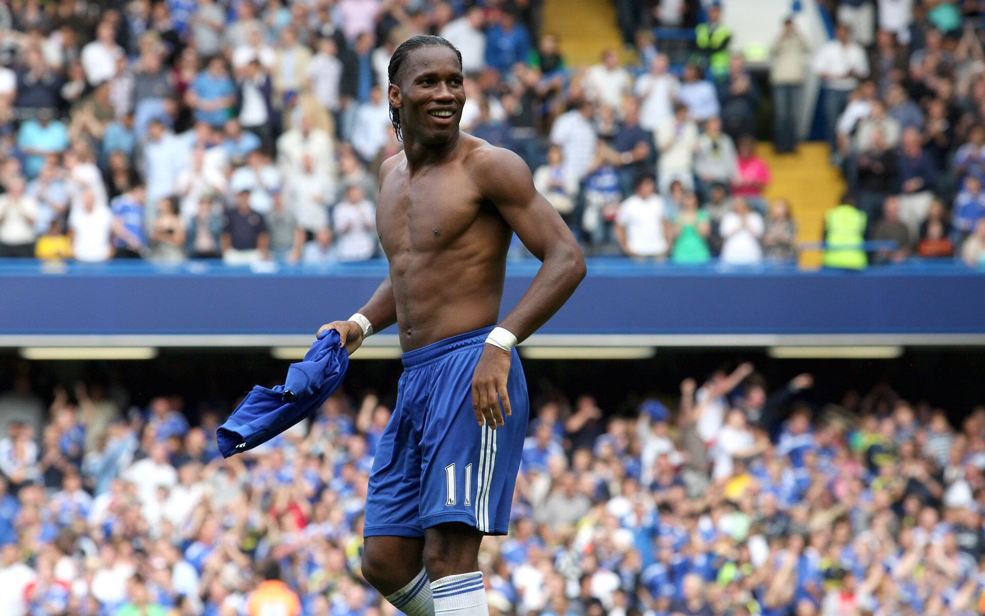 新王崛起，莱比锡红牛力克法国豪门，内马尔状态火热引领新时代